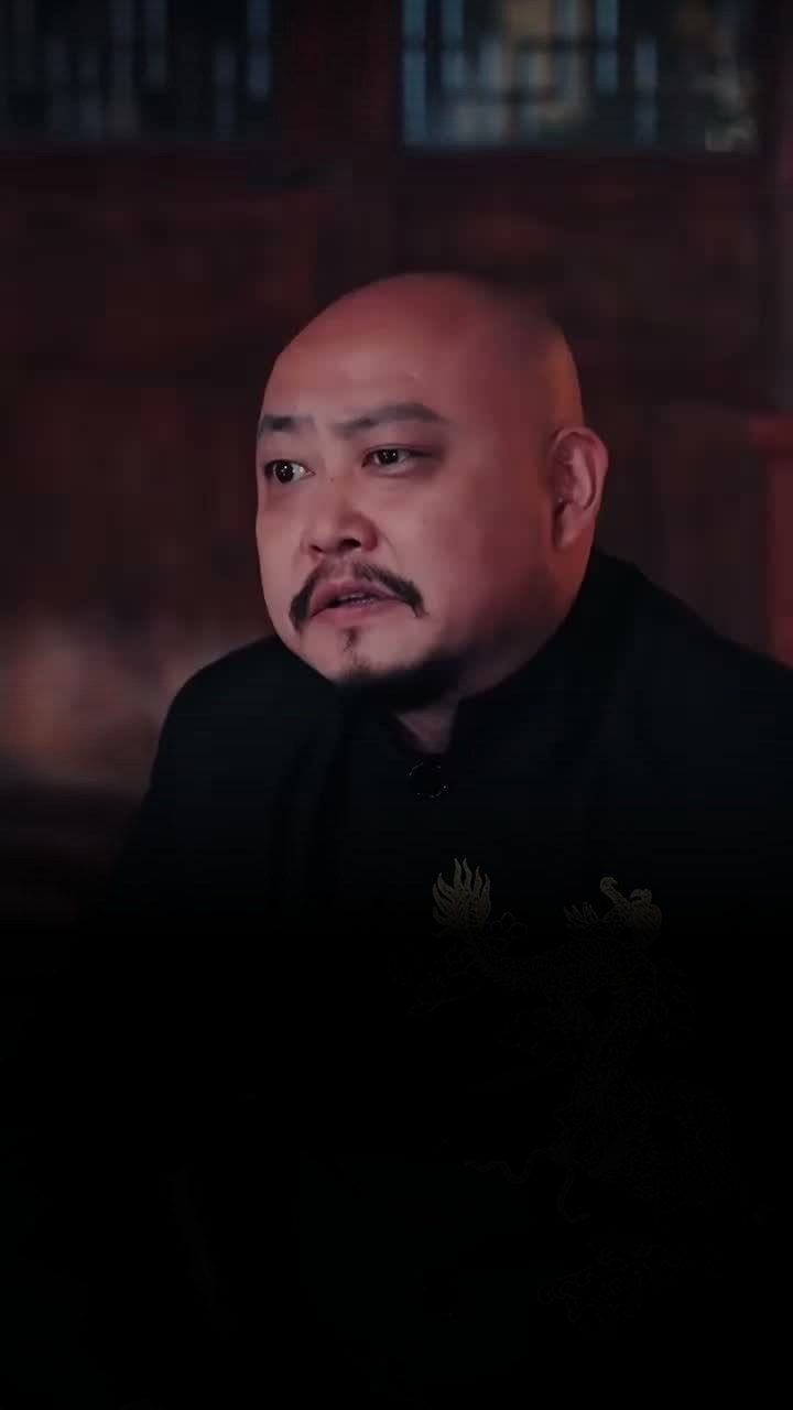 这个助理来头很大未删减无雾版